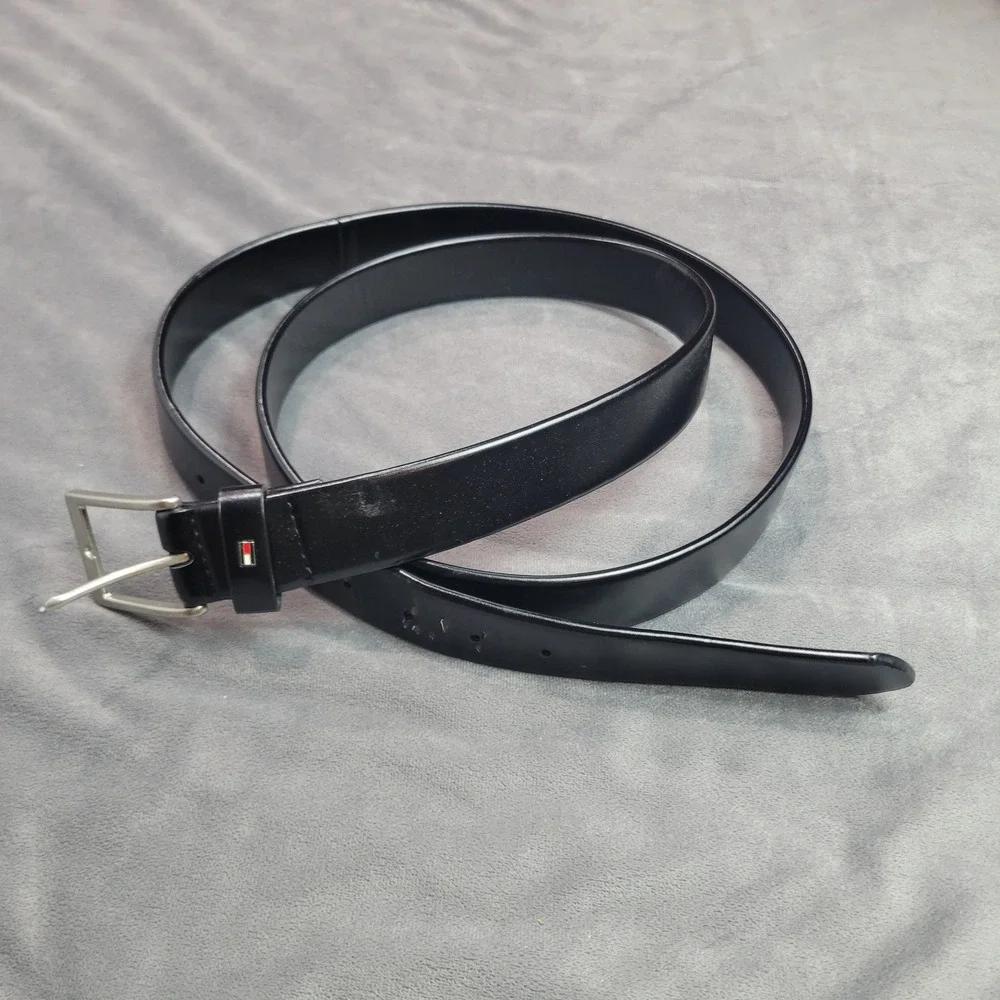 Tommy‎ Hilfiger Mens Black Synthetic Leather Dress Belt Silver Buckle Size 54-56